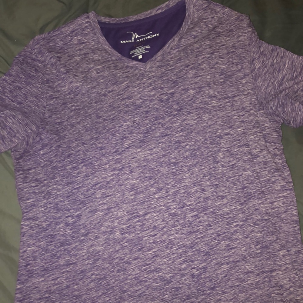 Men’s v neck slim fit t shirt